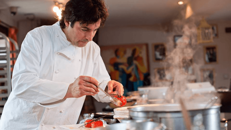 Jean Christophe Novelli gets cooking with Interstate Europe